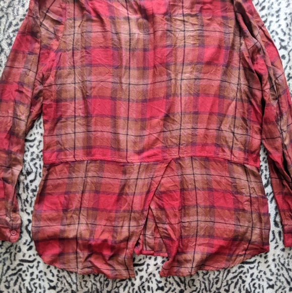 Red flannel - Picture 6 of 6